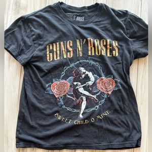 Guns and roses t-shirt